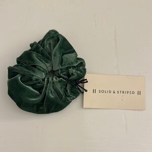 SOLID & STRIPED Emerald Velvet Hair Accessory